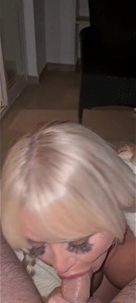 POV BJ z Emmą Stone