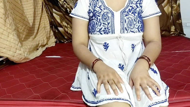 Junaid: 18 anos, menina indiana Rashmika sendo tesuda e fodida por...