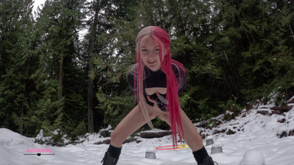 Destination Kat: बर्फ में पेशाब करना