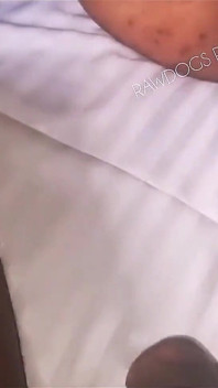 내 전 여친을 크림으로 면도하여 존나 핫한 섹스 스테이 곡을 갖도록 하자