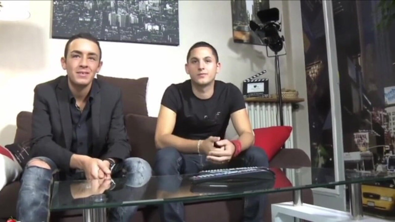 The berry boys: Băieții Berry! Adolesceți francezi se fut pentru distracție 7 10