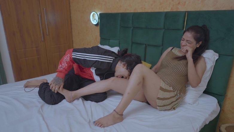 Pyari gudiya: Ho visto la mia sorellastra è sola