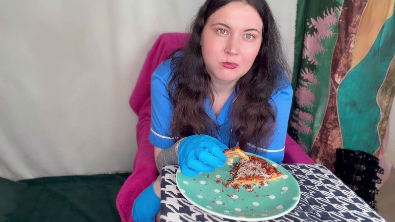 MissFFW: Sestra Ffw líže po dlouhém dni