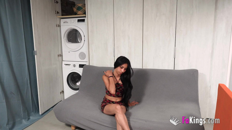 FAKings: Si rambut coklat ketat Latina Sole Vargas akan menunjukkan kepada...