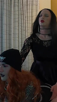 Femboy Jade Madison follando crossdresser Bailey Wilde - compilación 4