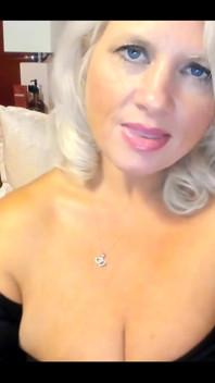 2023 Rose - Curvy Taboo Femdom MILF Rosie!