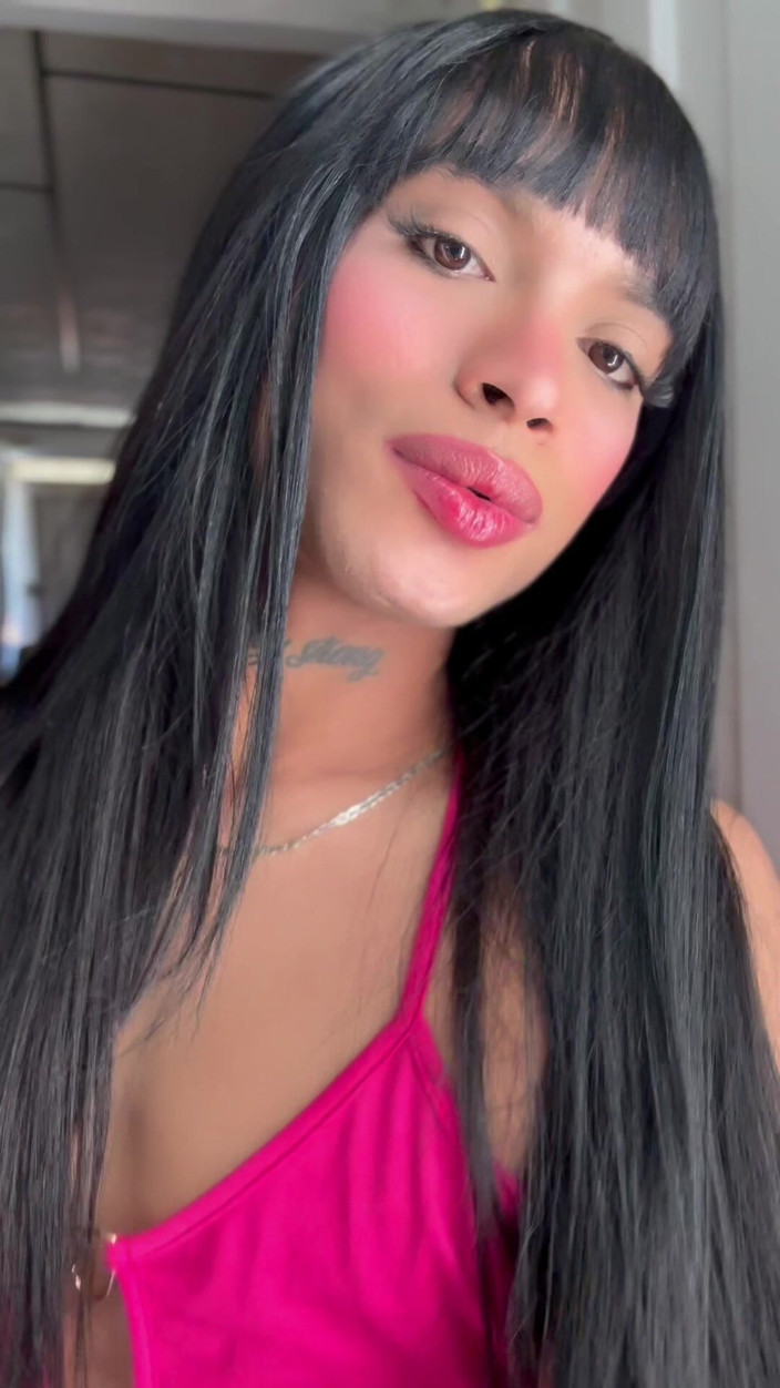 Valeria toro: Trans Models Big Hard Cock and My Ass