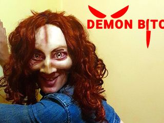 Demon Bitch: 饥渴的恶魔婊子渴望狂野的性狂欢，渴望更多的重口味乐趣