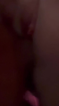 MILF Danni Jones i lekcja bilarda
