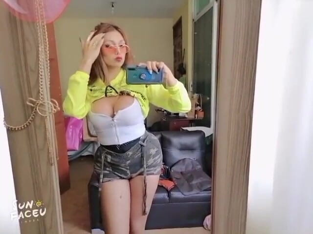 Barbietransxxxx: Транс делает новое видео