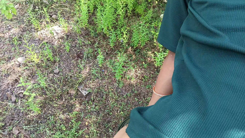 Raniki chut: Village flicka tight fitta utomhus sex video, vacker by flicka...