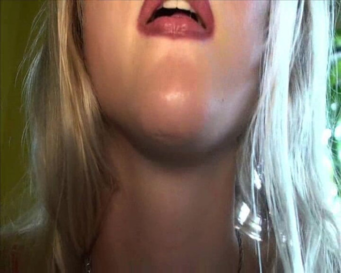 Blondehexe: Open Your Mouth You Wanker