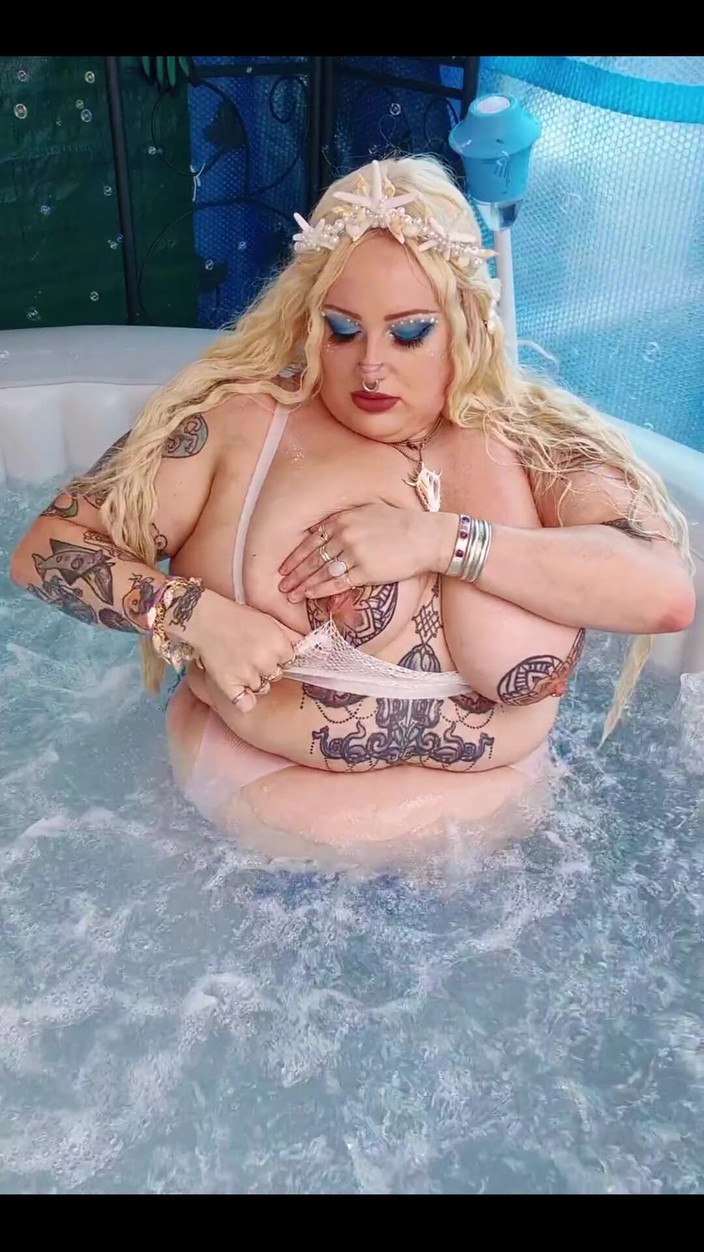 Mermaidcurves: Bloopers dan btsim Forever a Dumbass
