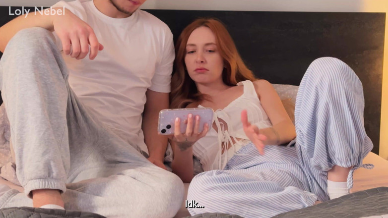 Loly Nebel Studio: Üvey kız kardeş porno izlerken yakalandı ve onu sikti