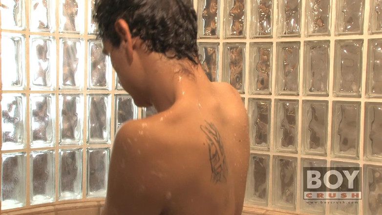 Boy Crush: Anthony's Shower Solo