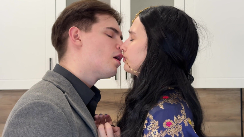 HannahKim: Ostry seks z indyjską dziewczyną, była posłuszną suką