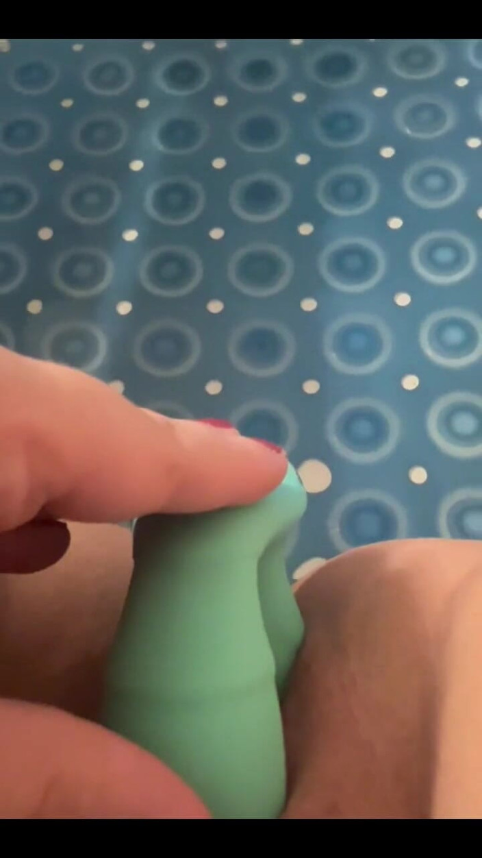 Dirtysecret: Saya Suka Dildo Diri Ini