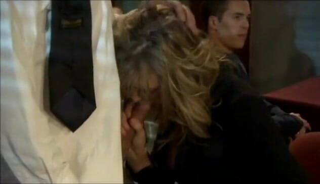 My MILF: Blonde schlampe ist nackt und reitet einen schwanz in einem...