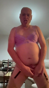 Dans obraznic crossdresser