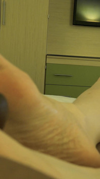 O primeiro com os pés de Lilith