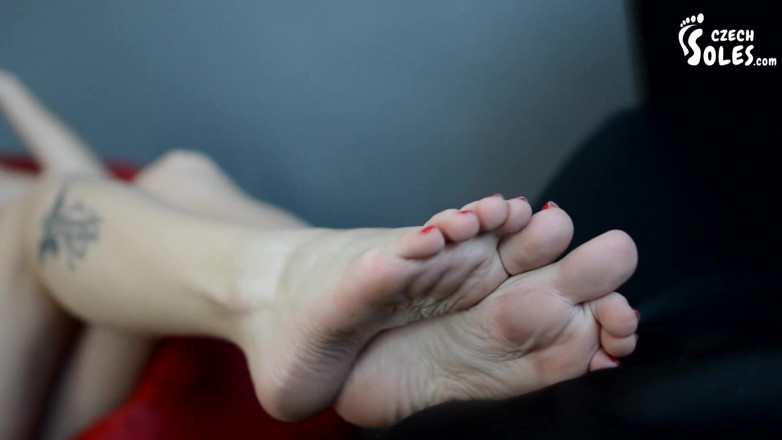 Czech Soles - foot fetish content: Mystery's foot puppet