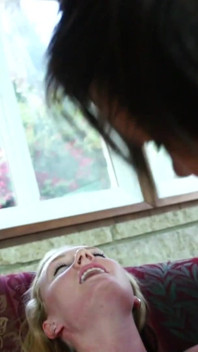 3 Lesbians in Fisting Action