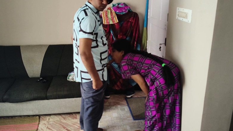 Parizadi: Adik tiri comel India berkongkek kali pertama