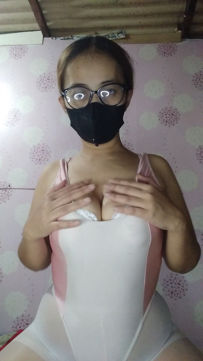 MellyMeylinda: Этой девушке трудно получить