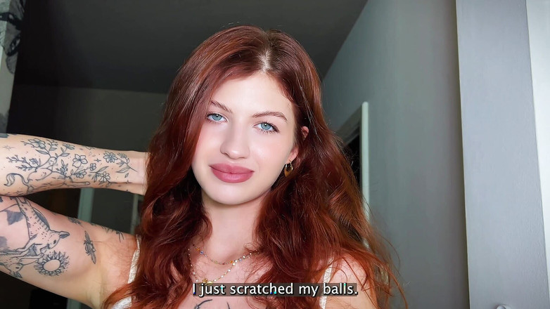 linamigurt: Adik tiriku dengan piyama datang padaku untuk ngobrol serius