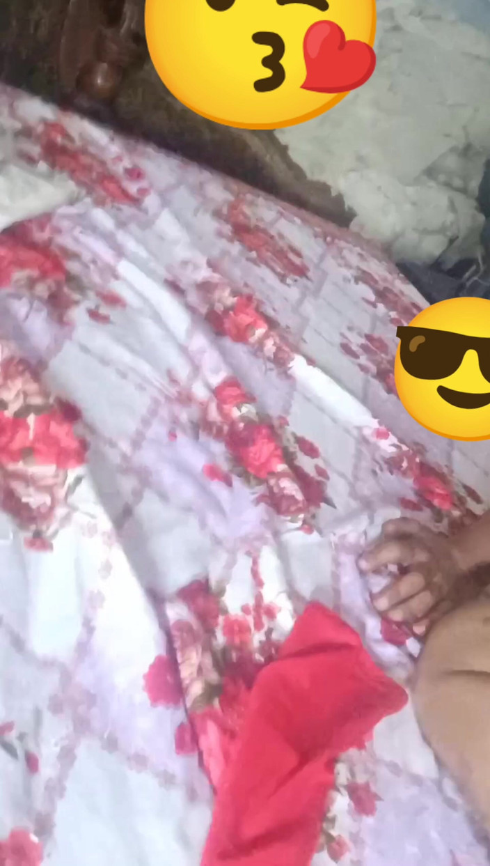 Mrandmrsvema22: Pantatku dientot anal sampai lubang pantatku menganga lebar ( cewek semok...