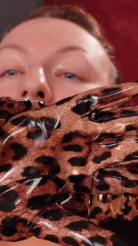 Long Leather Gloves and Oily Face. Asmr Arya Grander. Sfw Video.