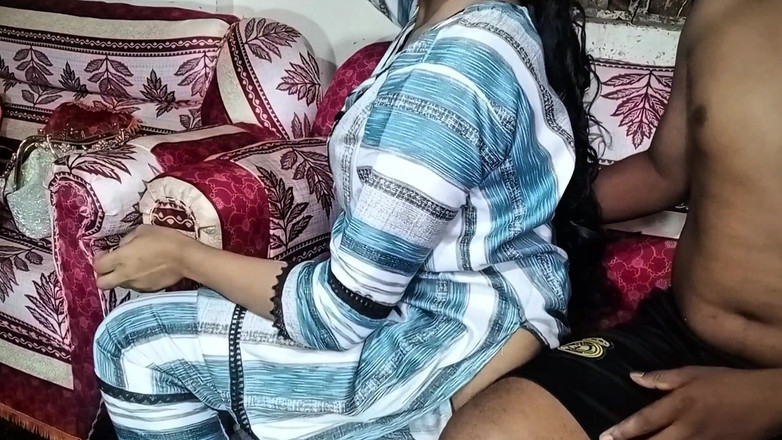 NixLeno: 初めてのアナルセックスTasneem