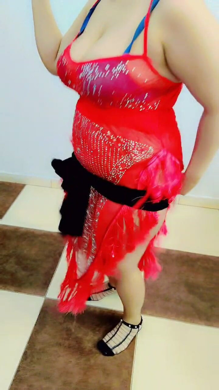 Six my and wife: 阿拉伯肚皮舞