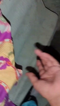 Mi vecino me da una mamada profunda y una mamada