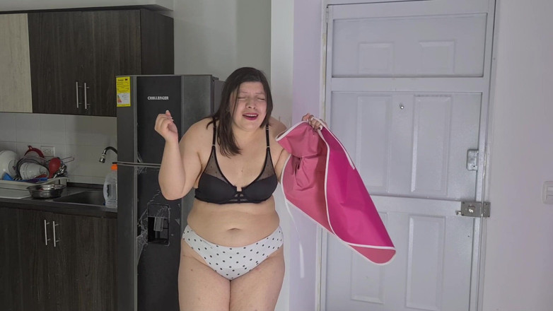 Alice H: Enf macecha ponížená se zástěrou, část 1