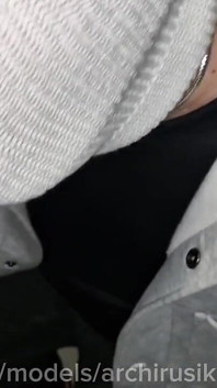 A Random Passerby Sucked My Dick in the Public Toilet of a Shopping Mall and Ate My Cum!