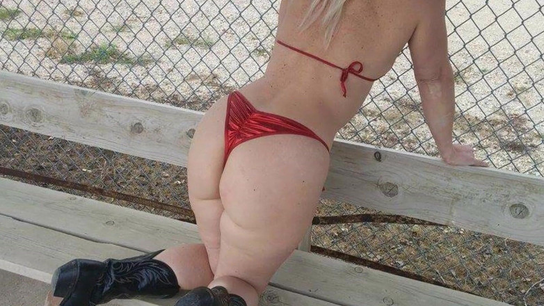 Tjedwards: Zweites Video von Bikinis und meinen Lieblings-tangas im freien