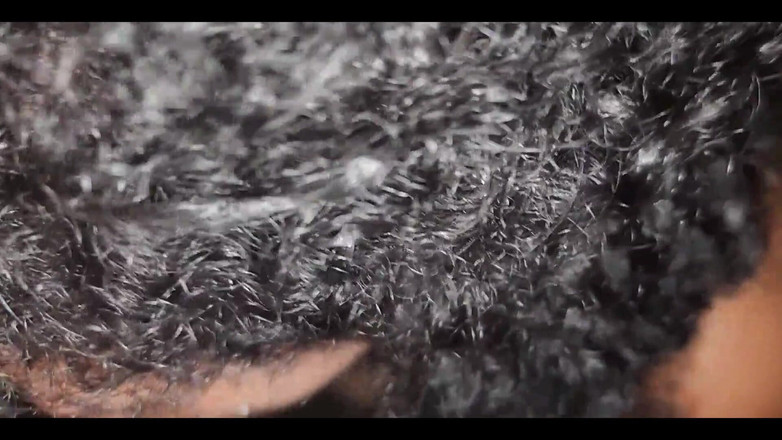 kassy-ofc: 夜、ビーチで一人で、岩の上でフェラをして、アソコを優しく与えました