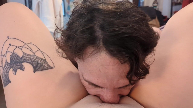 Always Fun No Pants: Moglie calda viene mangiata dopo un appuntamento con il toro