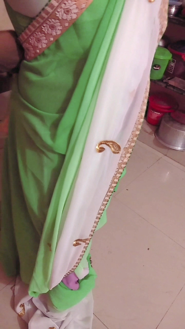 RenuRaj: Indiana cadela esposa renu sem sutiã blusa &amp;sem calcinha Petticoat Saree...