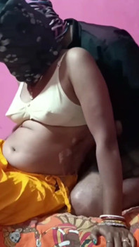 Devar tertangkap 69 seks dengan bhabhi kampung hujung pelukan creampie
