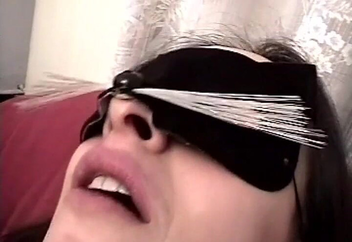 Italian swingers LTG: Manuela à la maison trompe son mari avec le voisin - la...