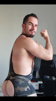 Later I'll Record a Video Wearing This Outfit in the Street
