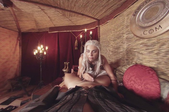 Xvirtual: X वर्चुअल 74 गेम ऑफ़ थ्रोट्स में 180°