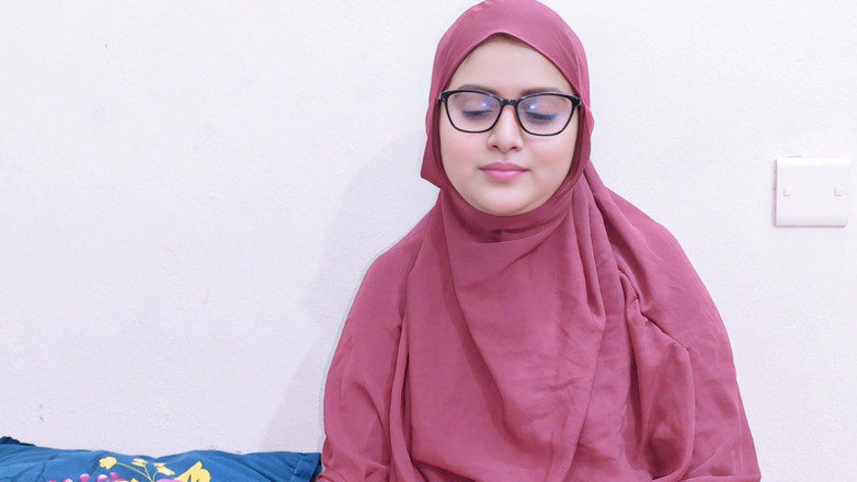 Your-Eshita: 美しいヒジャブのインド人バングラ教師がほとんどアナルセックスに手を出さない動画