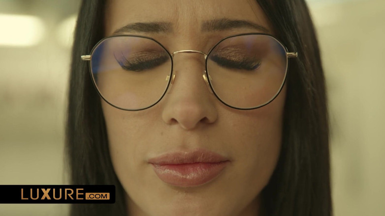 Luxure: Le fantasie di lola Bellucci