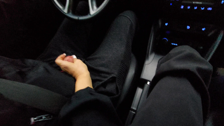 Step Mommy: Amateur MILF Gives a Handjob to a Taxi Driver and...