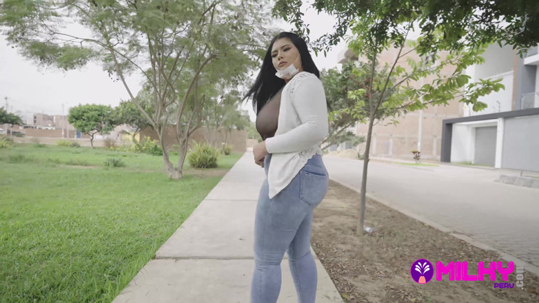 Milky Peru: Ha impostato solo una condizione per continuare a registrare porno...
