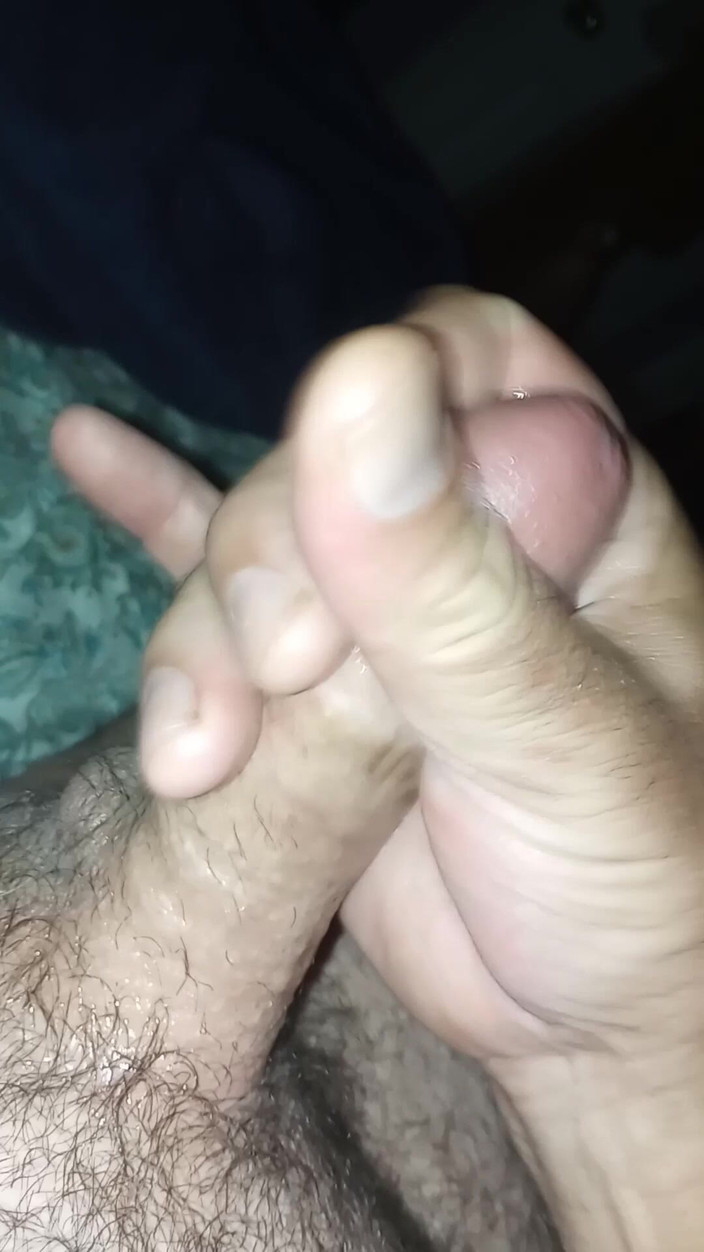 Midsouth Foot Fetish: Obudził się z Hard on.