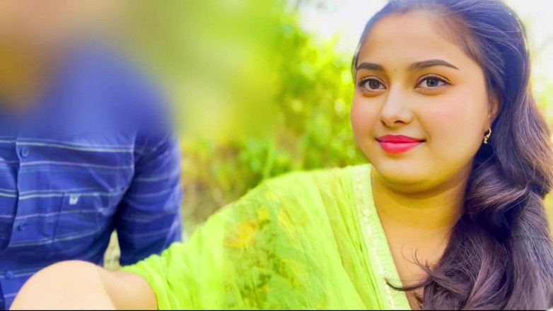 Fuckkkker: Bhabhi Dikongkek Di Padang Oleh Abang Ipar